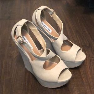 Steve Madden Xternal Bone Wedges Size 8